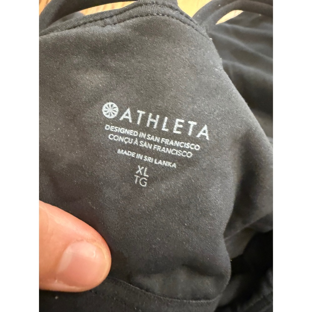 Athleta Tank Top Womens XL Black Strappy Racerback Built-in Shelf Bra Camisole - Picture 3 of 3